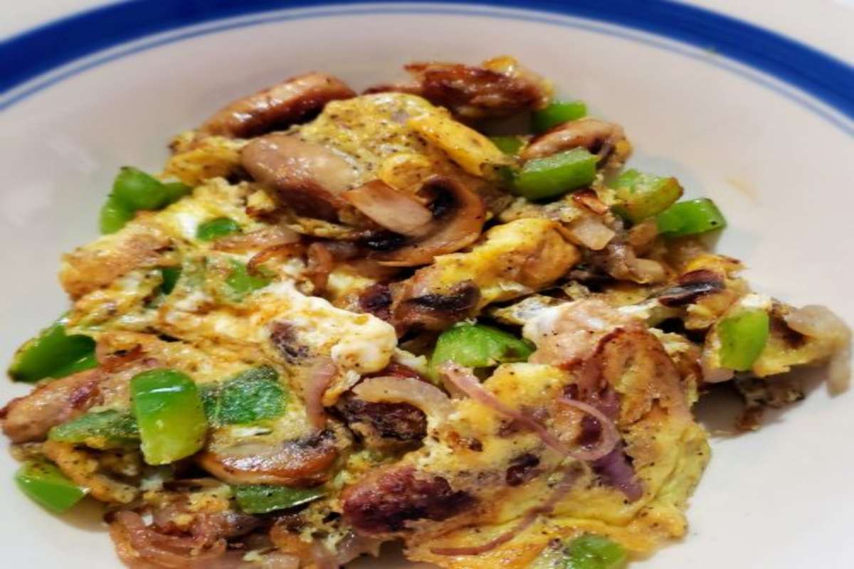 One Pan Sausage and Egg Breakfast Recipe