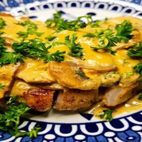 Creamy Mushroom Pork Chops Recipe