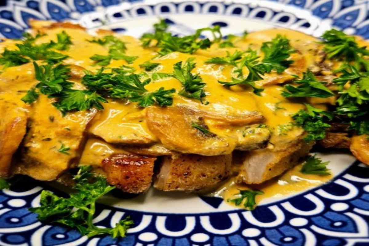 Creamy Mushroom Pork Chops Recipe